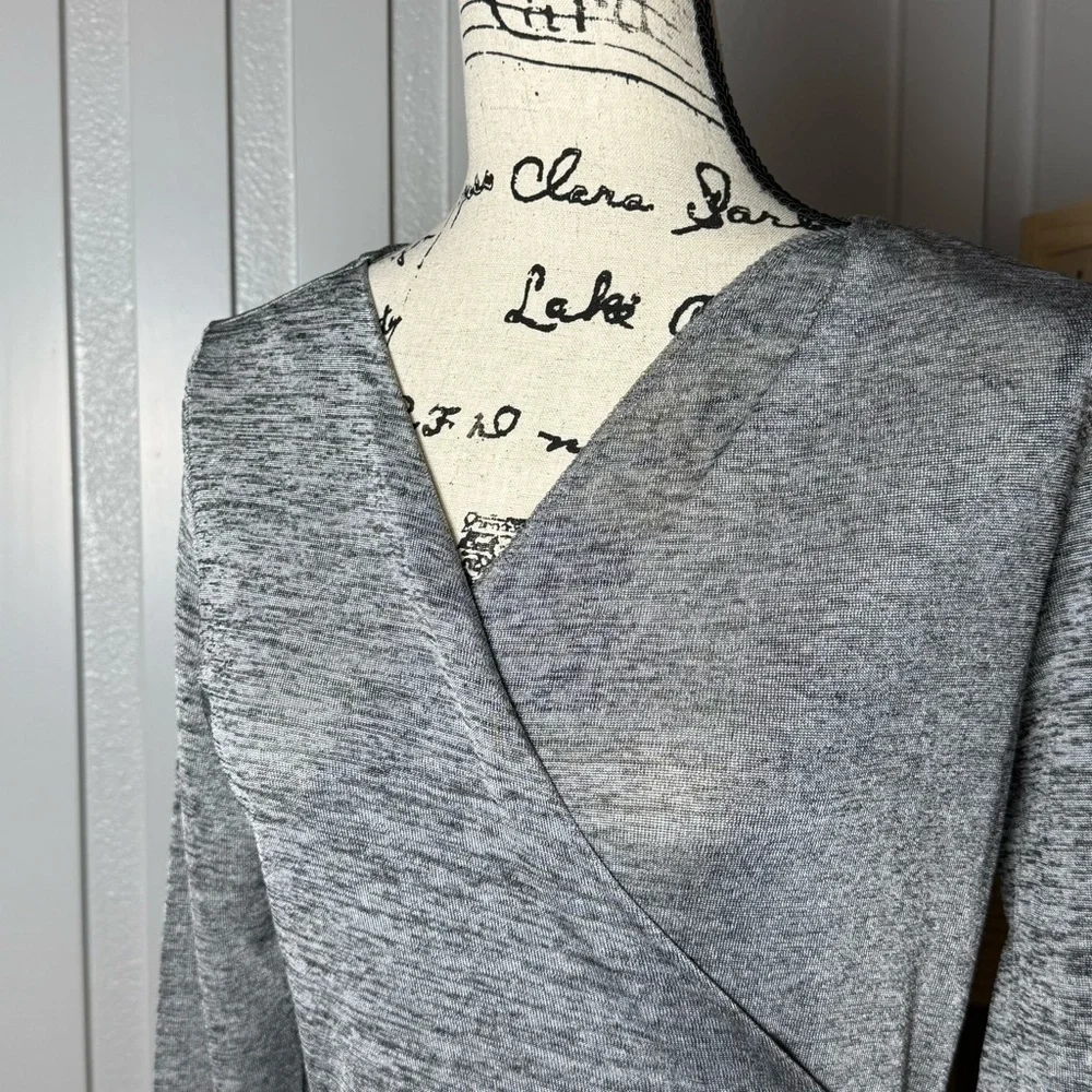 White House Black Market Heather Gray ruched‎ Dress size small - Picture 3 of 8